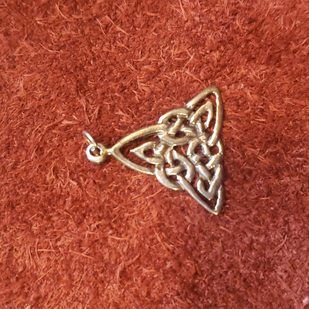 Celtic Trinity Knot charm, Silver 925